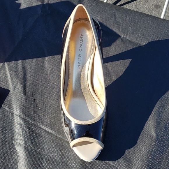 Shoes - Picture 2 of 3